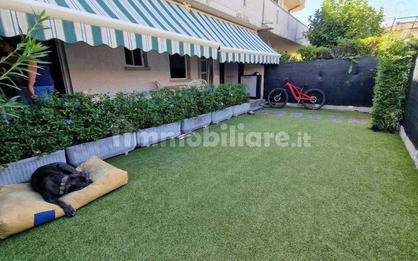 Bilocale ottimo stato, piano terra, Marina di Carrara, Carrara — foto 17 di 19