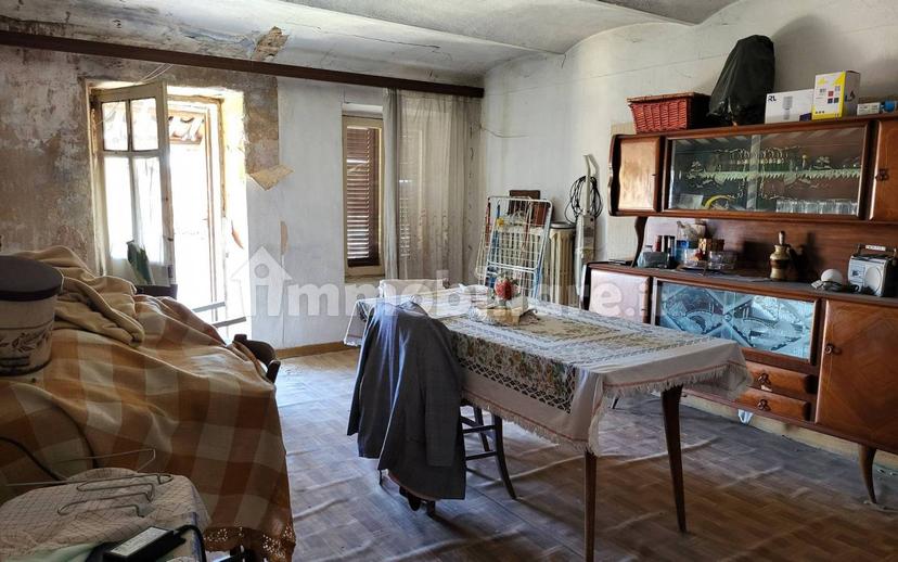 Rustico via Camillo Benso di Cavour, Pocapaglia — foto 2 di 30