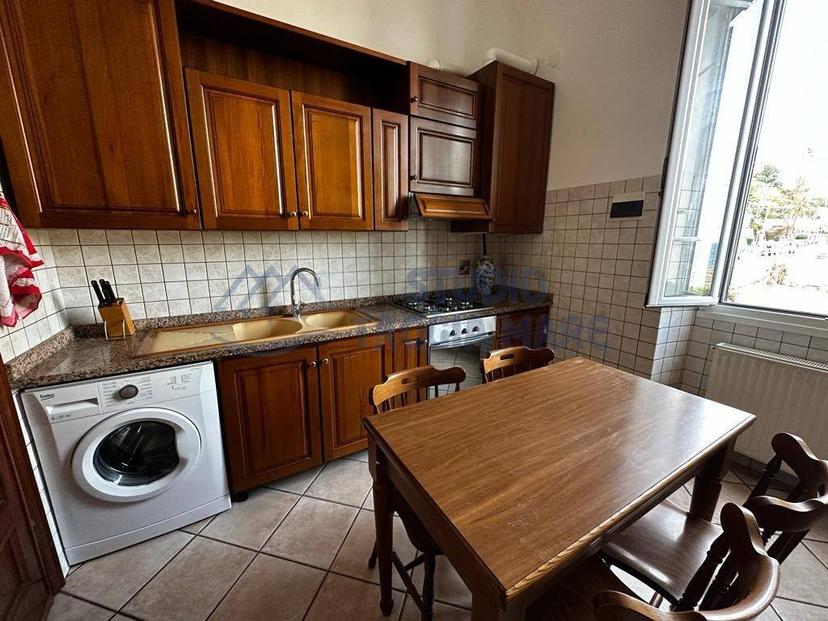 Quadrilocale via Arziglia, Centro Storico, Sant'Ampelio, Bordighera — foto 4 di 18