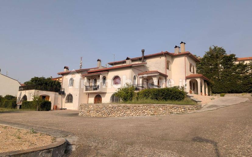 Villa unifamiliare via G. Casalbore 10, Larino