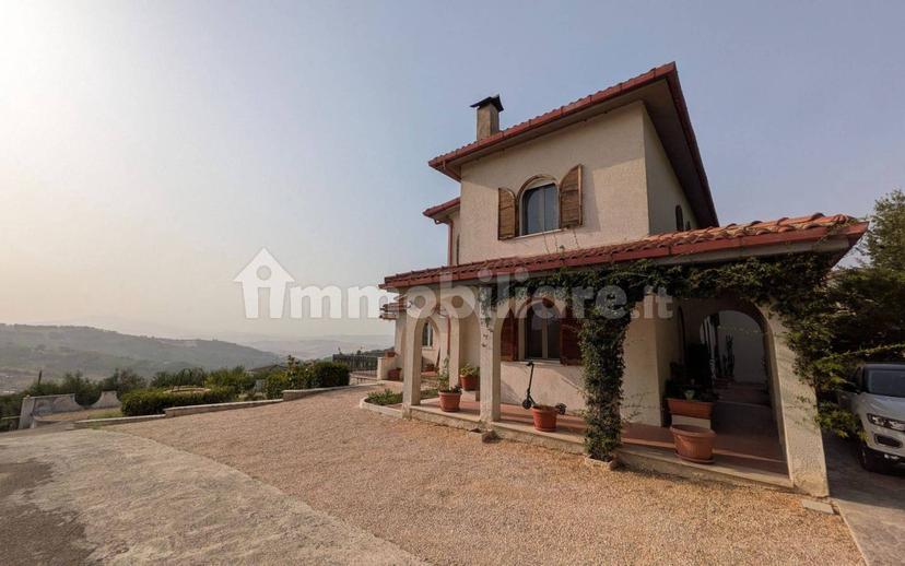 Villa unifamiliare via G. Casalbore 10, Larino — foto 13 di 14