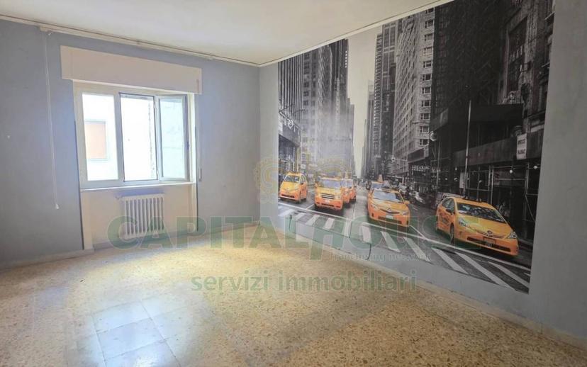 Quadrilocale via Avellino 9, Lincoln, Caserta — foto 2 di 16