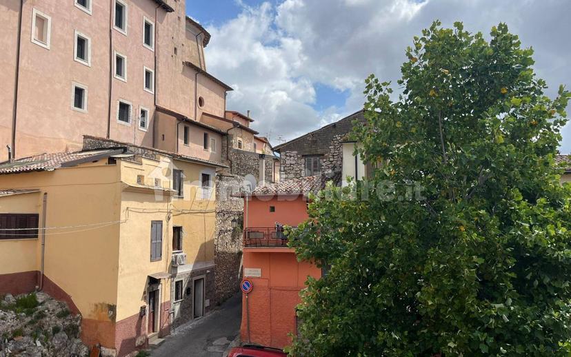 Trilocale piazza Indipendenza, Centro, Sezze — foto 5 di 7