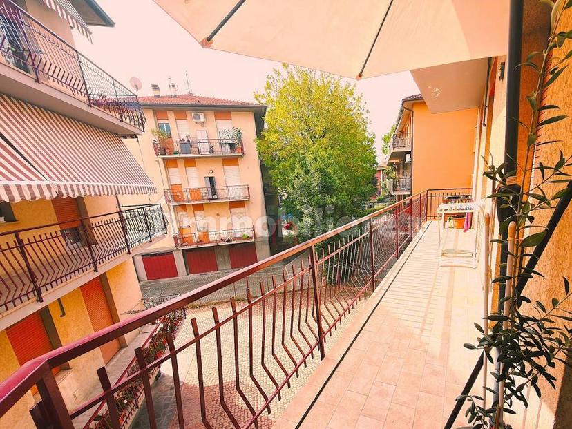 Appartamento ottimo stato, secondo piano, Centro Storico, Forlì — foto 4 di 23