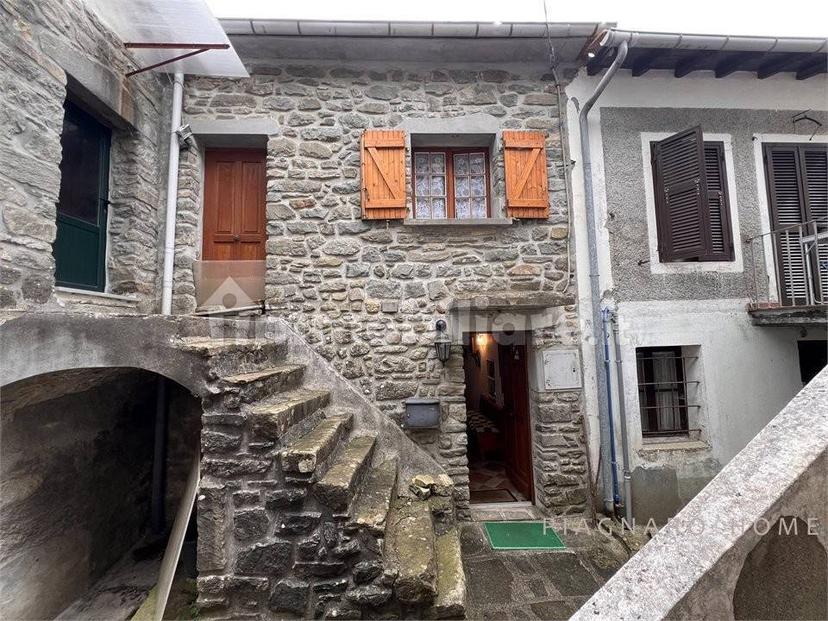 Rustico Navola di Guinadi 13, Pontremoli — foto 8 di 54