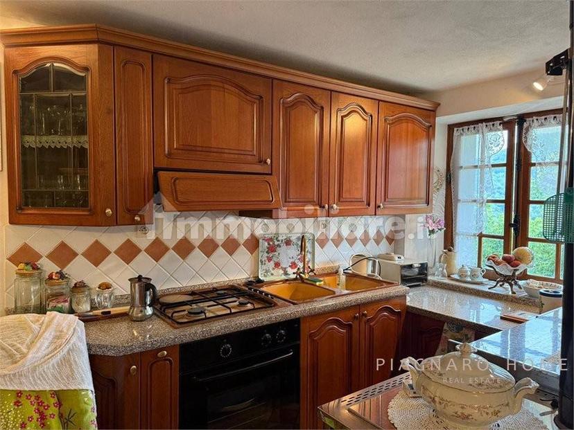 Rustico Navola di Guinadi 13, Pontremoli — foto 7 di 54