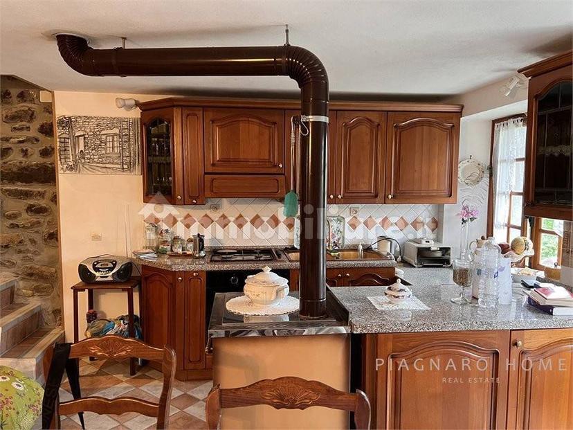 Rustico Navola di Guinadi 13, Pontremoli — foto 27 di 54