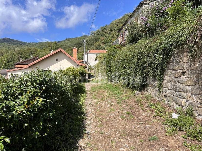 Rustico Navola di Guinadi 13, Pontremoli — foto 18 di 54
