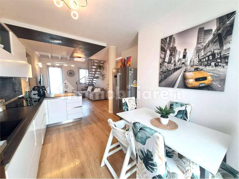 Trilocale via G. Verdi,  3, Beccacivetta Azzano, Castel d'Azzano — foto 33 di 36