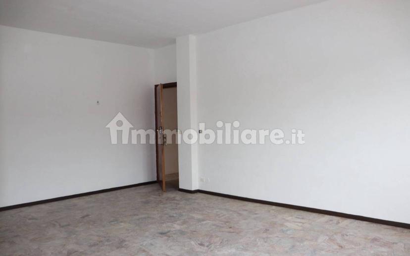 Quadrilocale via Fratelli Vicari 123, Centro, Castagnole delle Lanze — foto 20 di 20