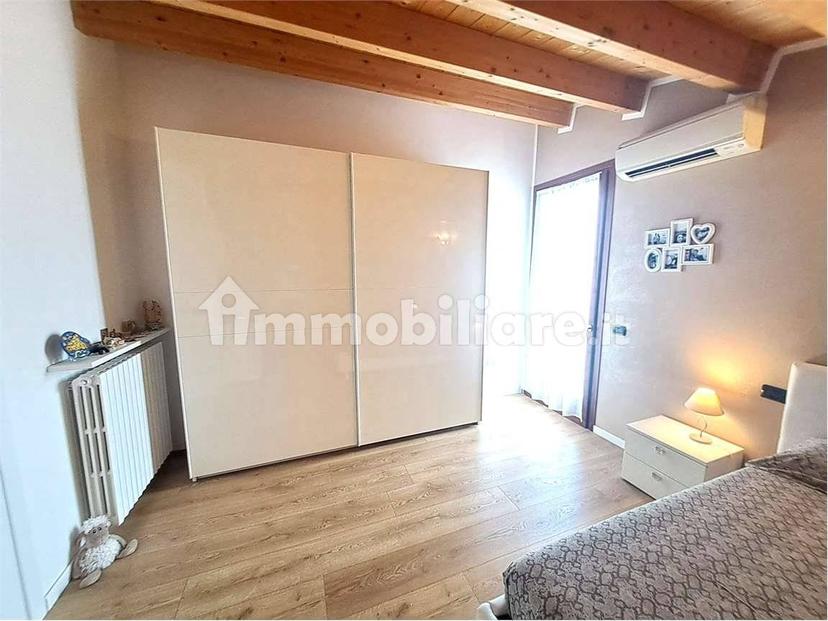 Trilocale via G. Verdi,  3, Beccacivetta Azzano, Castel d'Azzano — foto 12 di 36