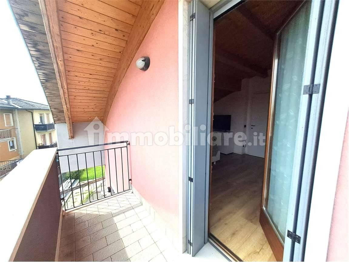 Trilocale via G. Verdi,  3, Beccacivetta Azzano, Castel d'Azzano