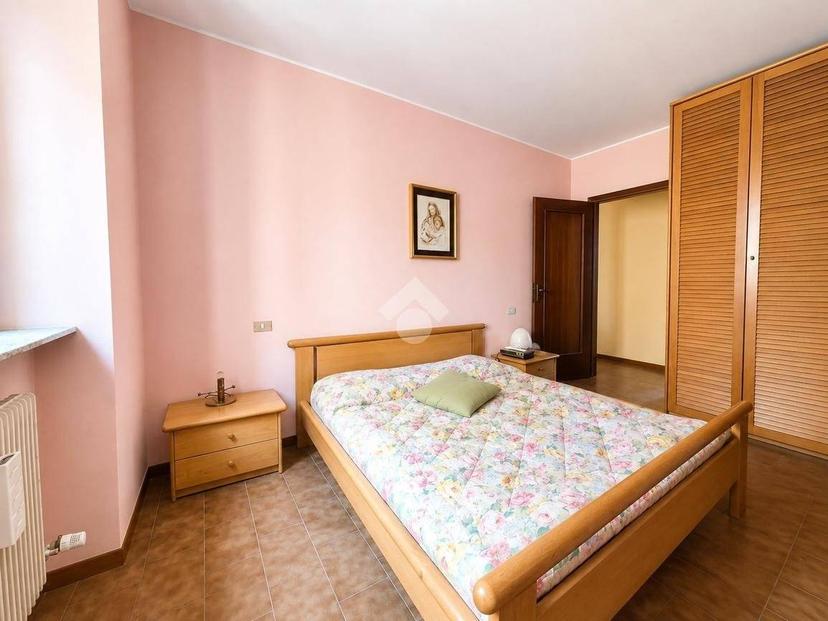 Trilocale piazza Garibaldi Giuseppe 5, Albavilla — foto 23 di 24