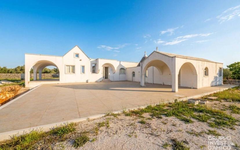 Villa unifamiliare via Alberobello, Martina Franca — foto 13 di 18