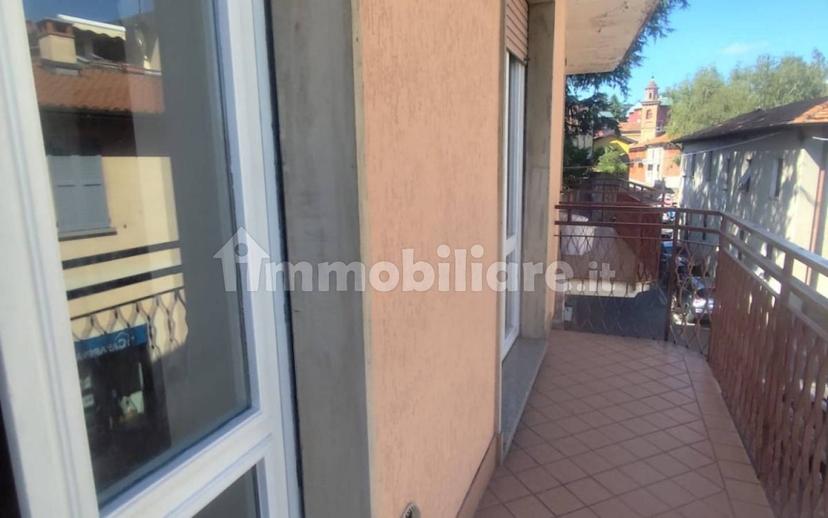 Bilocale buono stato, primo piano, Centro, Appiano Gentile — foto 3 di 13