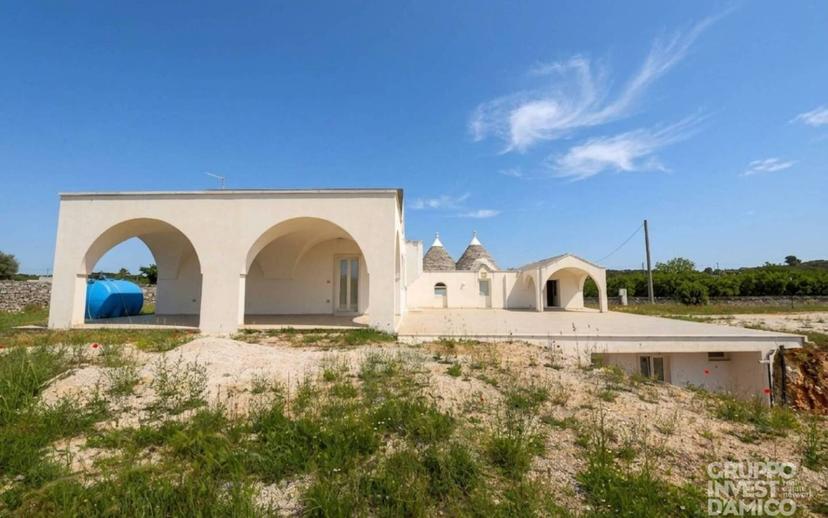 Villa unifamiliare via Alberobello, Martina Franca — foto 9 di 18