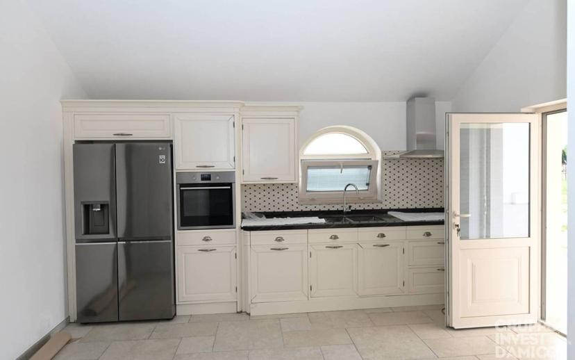 Villa unifamiliare via Alberobello, Martina Franca — foto 3 di 18