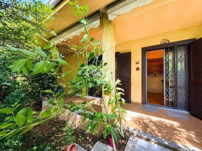Villa bifamiliare via Statale D. Lago di Como e D. Spluga 143, Pagnano, Merate — foto 21 di 28