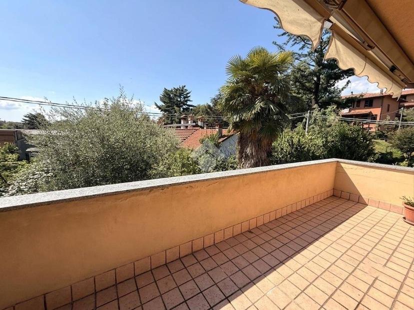 Villa bifamiliare via Statale D. Lago di Como e D. Spluga 143, Pagnano, Merate — foto 11 di 28