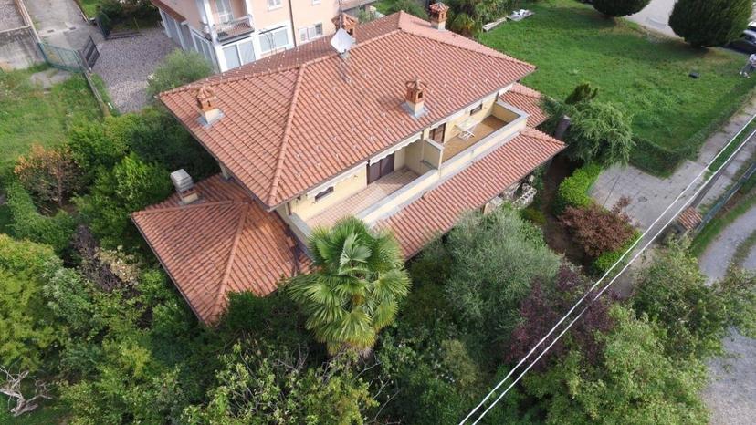 Villa bifamiliare via Statale D. Lago di Como e D. Spluga 143, Pagnano, Merate — foto 9 di 28