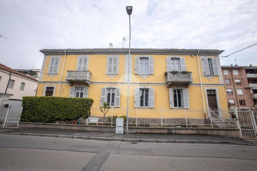 Quadrilocale via Casalis Lingua 3, Centro, Savigliano — foto 14 di 33