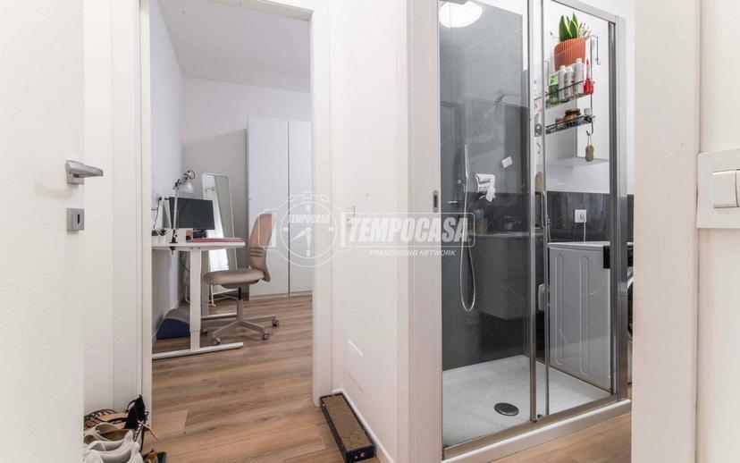 Bilocale via Cesare Miola 18/A-B, Saronno — foto 11 di 21