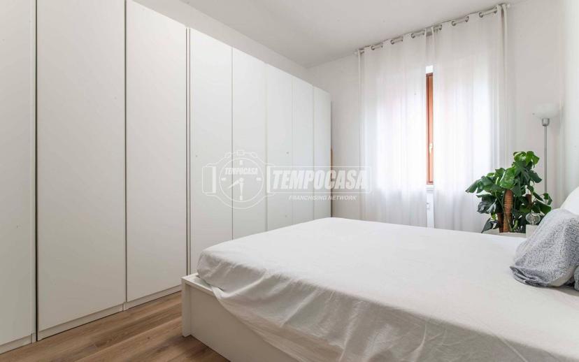 Bilocale via Cesare Miola 18/A-B, Saronno — foto 17 di 21