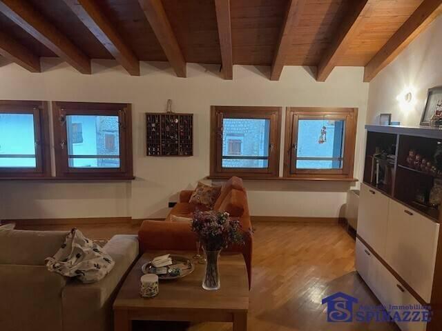 Attico piazzetta Madonna 11, Centro, Polcenigo — foto 6 di 20