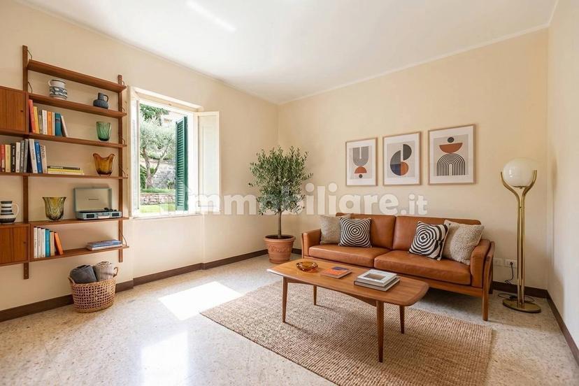 Rustico via Santa Margherita 32/A-34/A, Centro, Bevagna