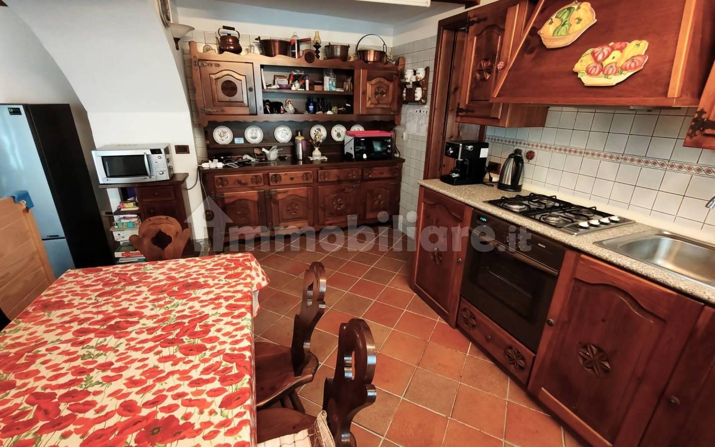 Trilocale via 20 Settembre 2, Magognino, Stresa