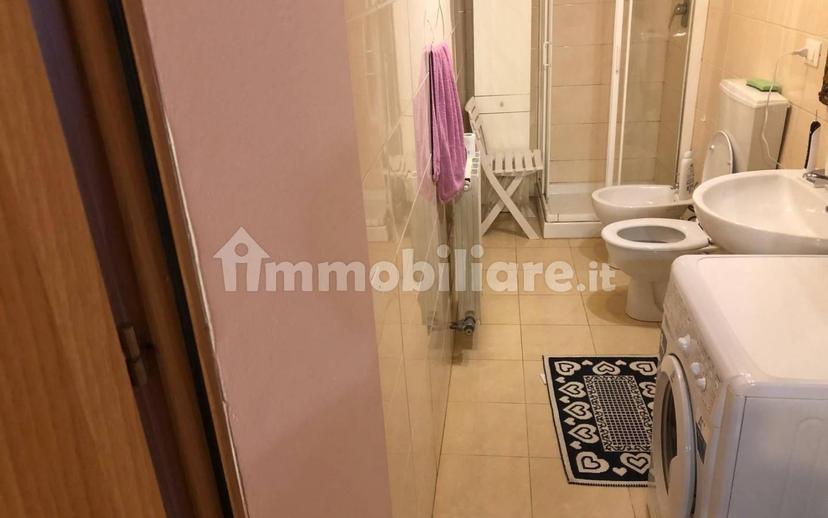 Trilocale buono stato, terzo piano, Piazza della Sala, Pistoia — foto 5 di 9