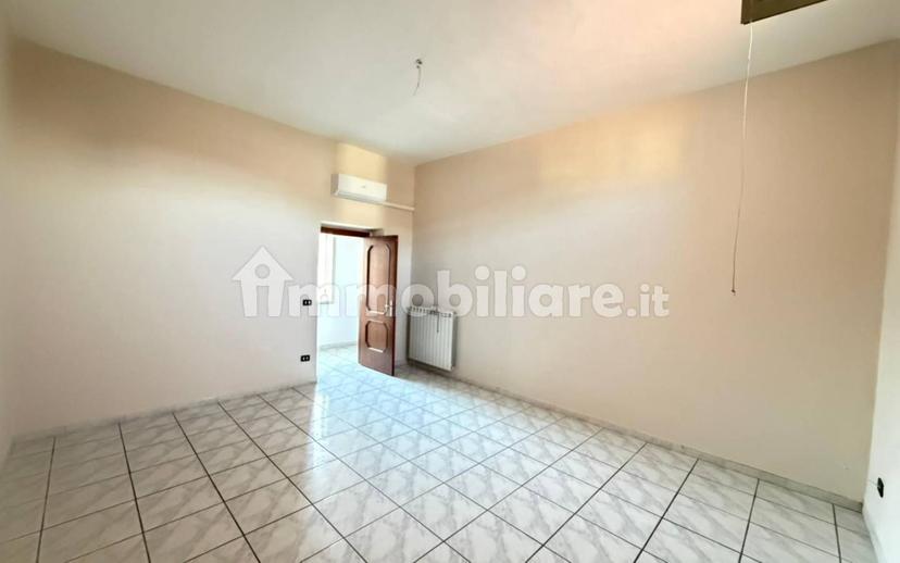 Quadrilocale buono stato, primo piano, San Prisco — foto 9 di 17
