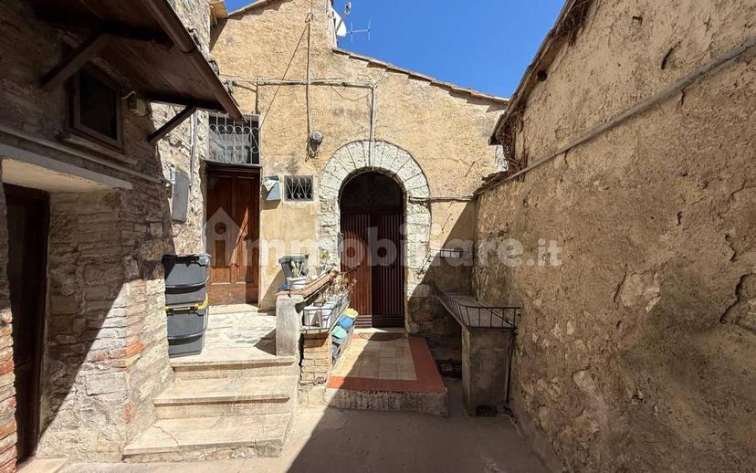 Bilocale via della Mora, Centro, Narni — foto 3 di 20