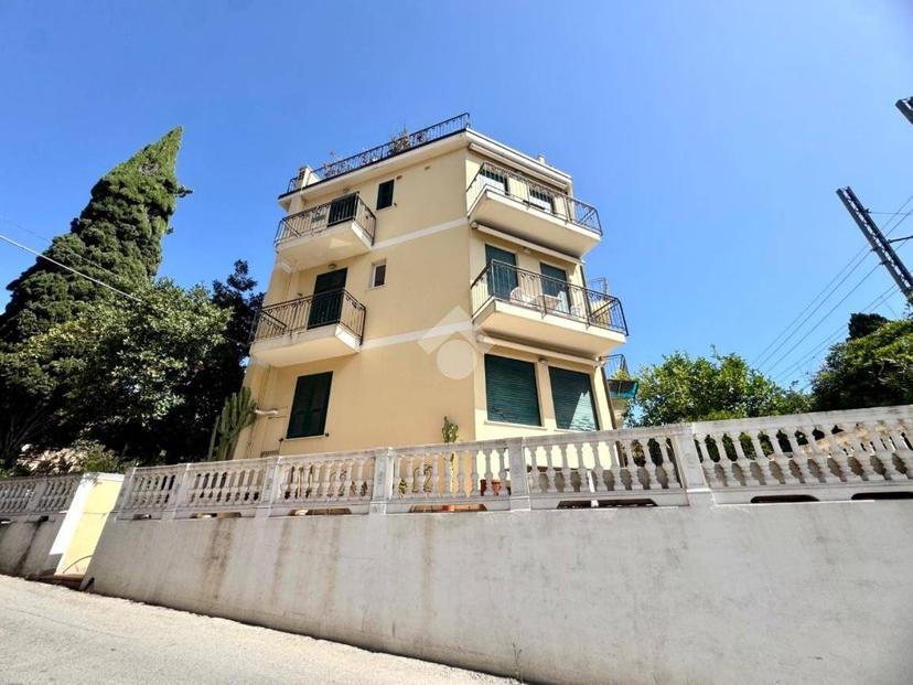 Trilocale piazza Stalla 8, Via Solva, Santa Croce, Alassio — foto 22 di 32