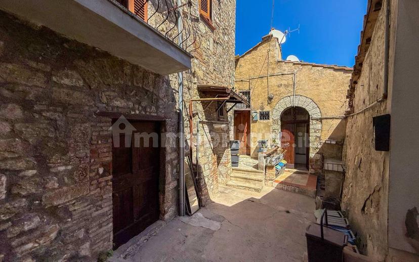 Bilocale via della Mora, Centro, Narni — foto 2 di 20