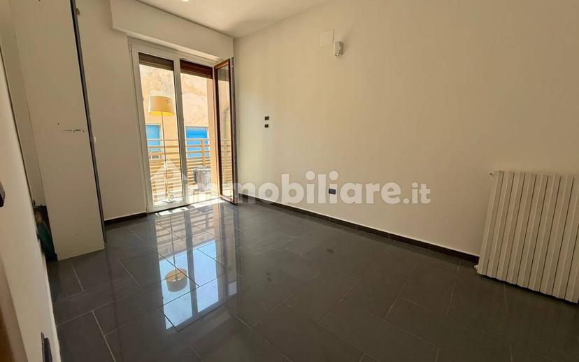 Quadrilocale ottimo stato, terzo piano, Centro, Margherita di Savoia — foto 6 di 16