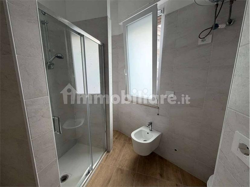Trilocale corso Umberto I, 233, Centro, Montesilvano — foto 12 di 14