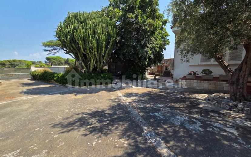 Villa unifamiliare viale della Cavalleria 14, Partigiani - Fondone, Lecce — foto 16 di 53