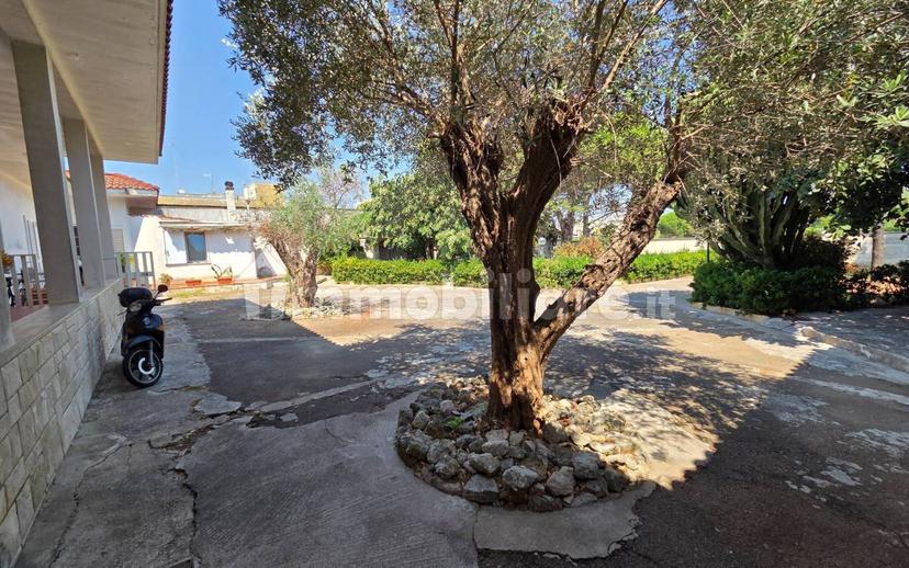 Villa unifamiliare viale della Cavalleria 14, Partigiani - Fondone, Lecce — foto 4 di 53