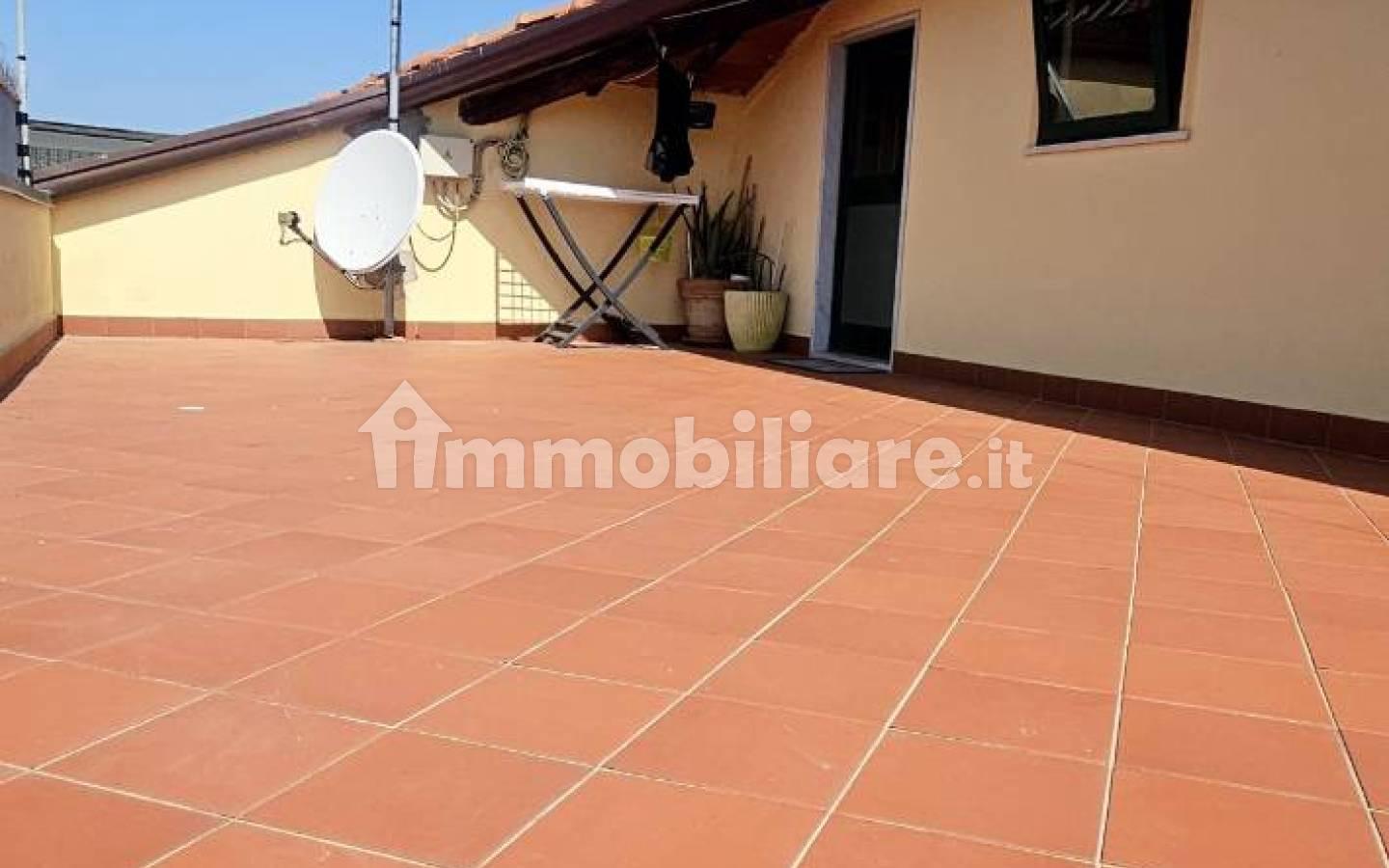 Quadrilocale 70 m², Marina di Carrara, Carrara