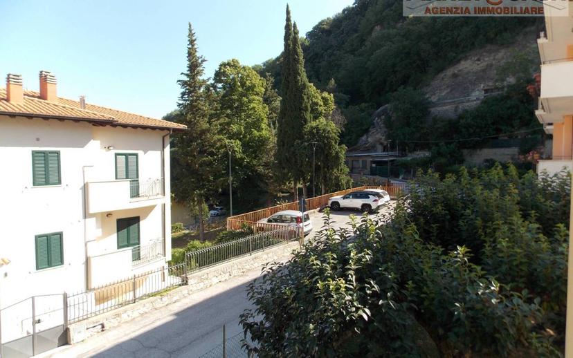 Quadrilocale via Paolo Buonamici, Centro, Acquasanta Terme — foto 15 di 35
