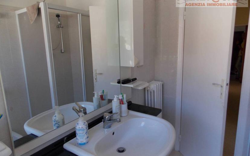 Quadrilocale via Paolo Buonamici, Centro, Acquasanta Terme — foto 14 di 35