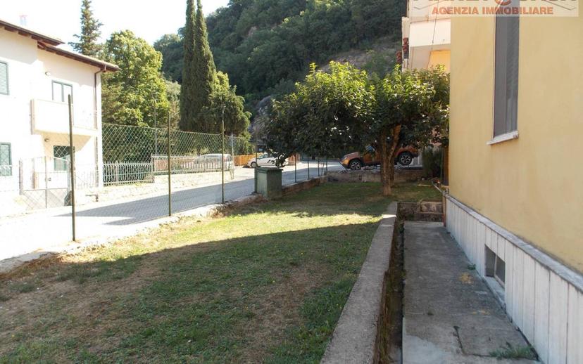 Quadrilocale via Paolo Buonamici, Centro, Acquasanta Terme — foto 33 di 35