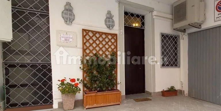 Trilocale salita Porta di Ferro 7, Gaeta — foto 4 di 8