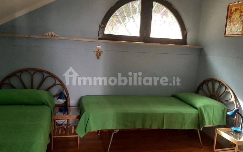 Trilocale salita Porta di Ferro 7, Gaeta — foto 2 di 8