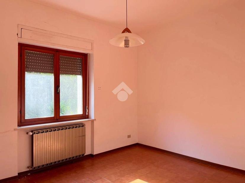 Appartamento via Gian Francesco Perini 54, Centro, Amelia — foto 33 di 36