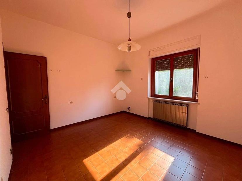 Appartamento via Gian Francesco Perini 54, Centro, Amelia — foto 6 di 36
