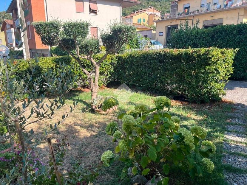 Appartamento via Gian Francesco Perini 54, Centro, Amelia — foto 28 di 36