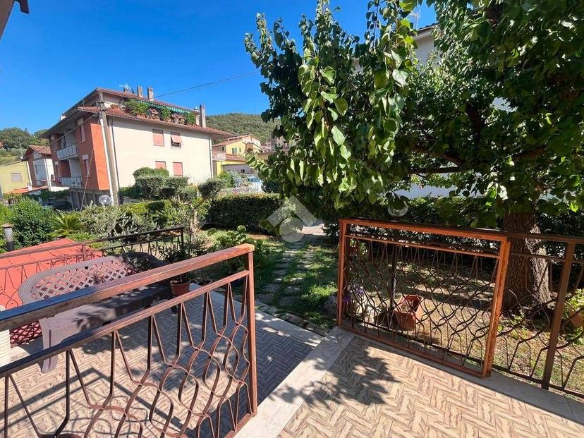 Appartamento via Gian Francesco Perini 54, Centro, Amelia — foto 23 di 36