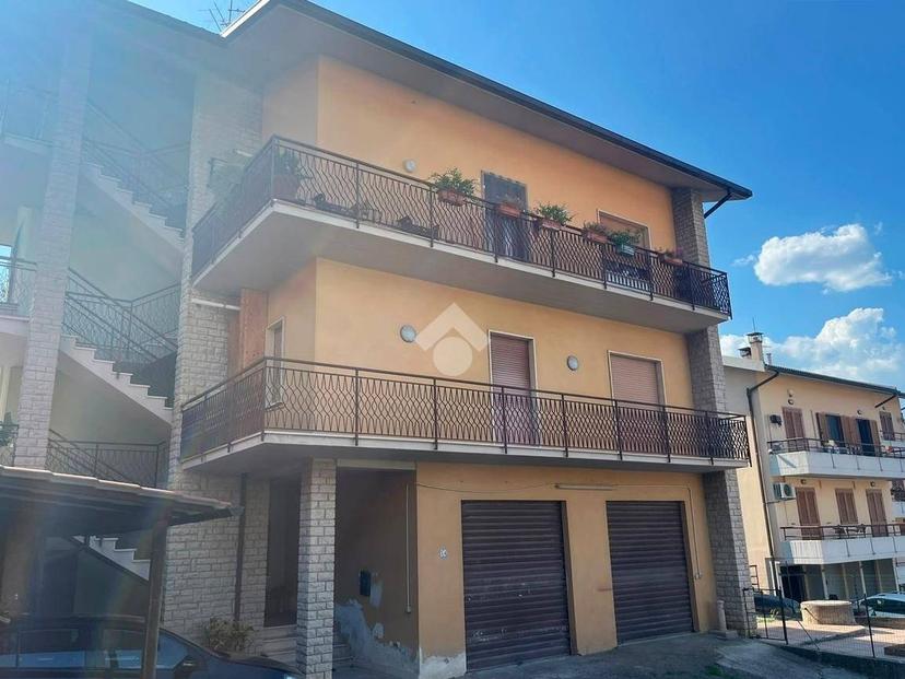 Appartamento via Gian Francesco Perini 54, Centro, Amelia — foto 27 di 36